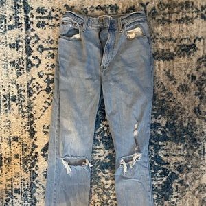 Abercrombie Ankle Straight Ultra High Rise jeans